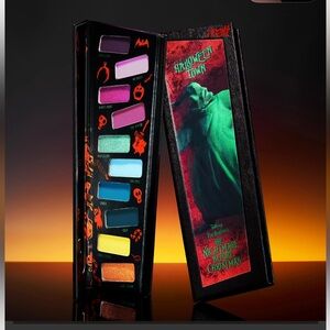 MELT COSMETICS HALLOWEEN TOWN PALETTE